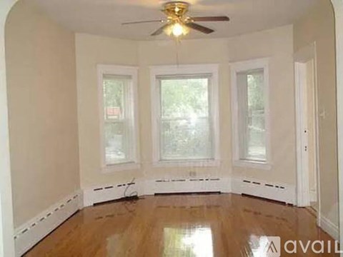 3244 W Belle Plaine Ave 3 Beds Apartment for Rent