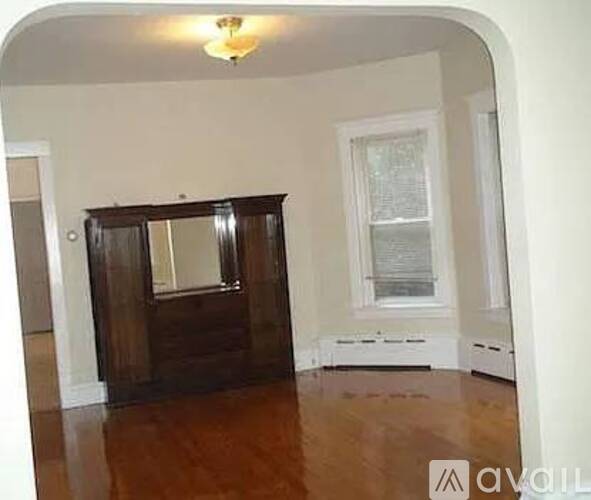 3244 W Belle Plaine Ave 3 Beds Apartment for Rent - Photo gallery 5