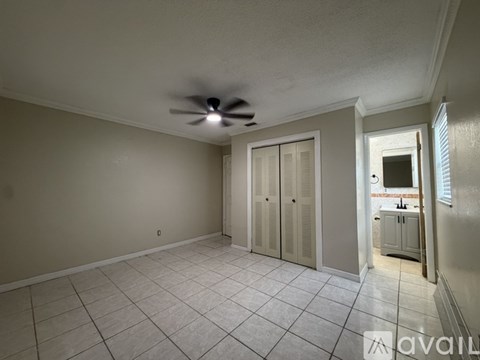 4811 East Clifton Street 4 Beds Apartment for Rent