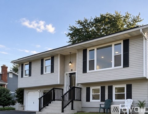 9 Chadwell Ct 4 Beds Apartment for Rent