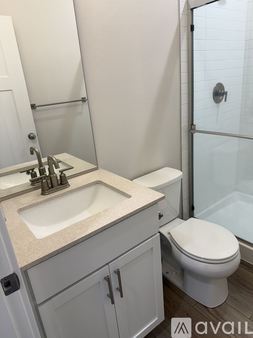 13307 Pines Ln E 1 Single Family Home for Rent - Photo gallery 1
