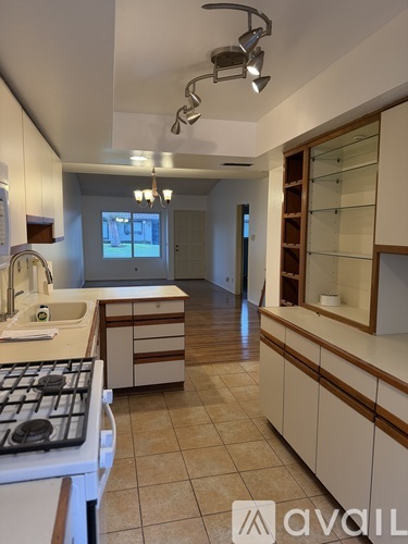 10429 Hayford St 2 Beds Condo for Rent - Photo gallery 5