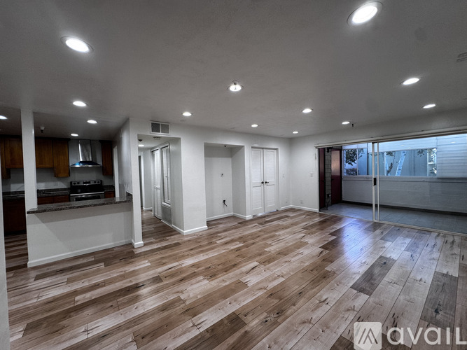 49 Showers Drive 2 Beds Condo for Rent - Photo gallery 2