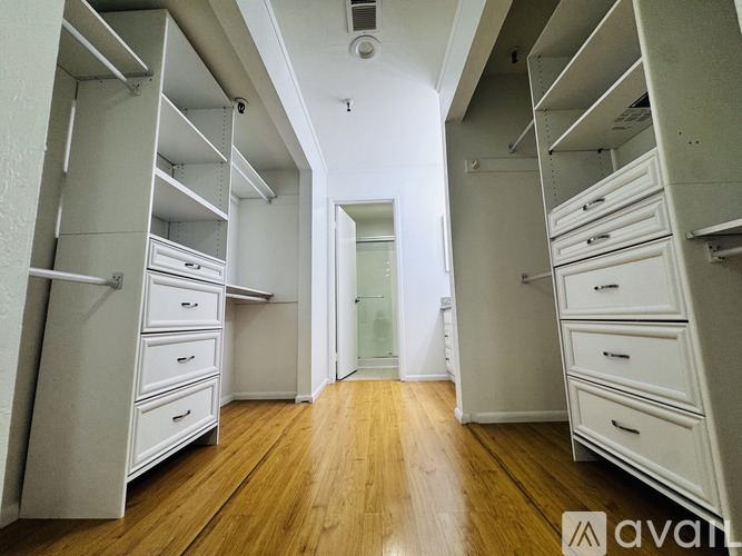 49 Showers Drive 2 Beds Condo for Rent - Photo gallery 5