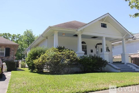 536 Aurora Avenue 2 Beds Apartment for Rent