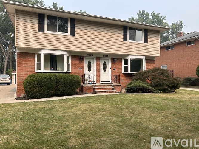 6935 Brandywine Road 3 Beds Townhouse for Rent - Photo gallery 1