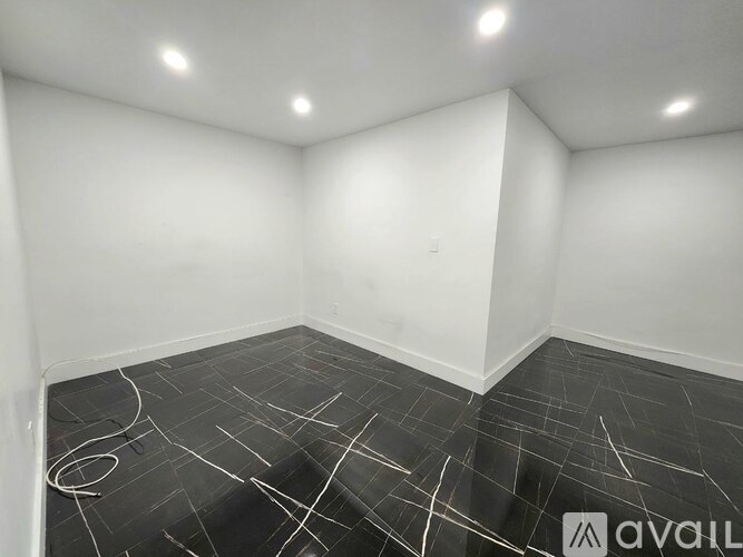 750 N Broad St 2 Beds Apartment for Rent - Photo gallery 3
