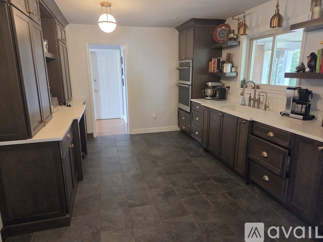 4739 Neptune Drive 5 Beds Single Family Home for Rent - Photo gallery 4