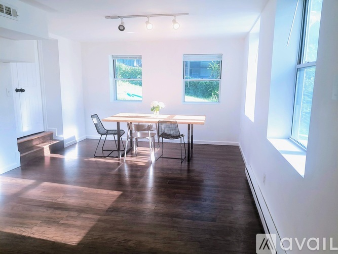 9918 Tenbrook Drive 1 Apartment for Rent - Photo gallery 1