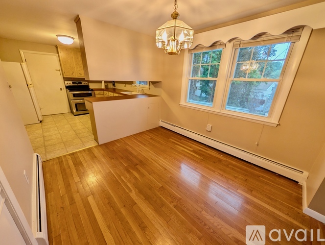 518 Central Street 2 Beds Apartment for Rent - Photo gallery 4