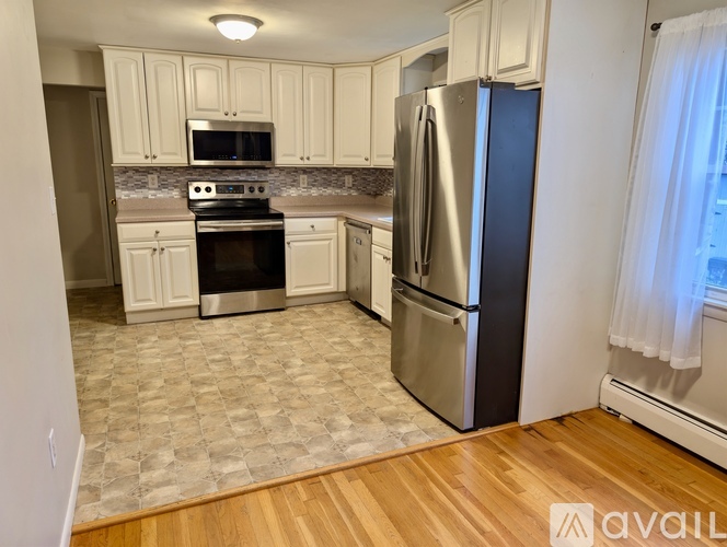 518 Central Street 2 Beds Apartment for Rent - Photo gallery 2