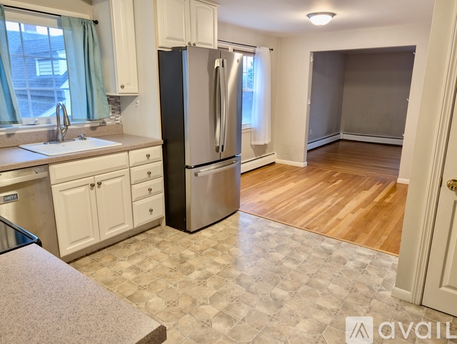 518 Central Street 2 Beds Apartment for Rent - Photo gallery 3