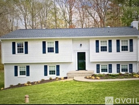 655 Ridgemont Road 5 Beds Apartment for Rent