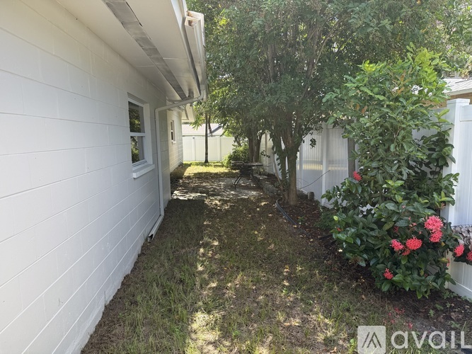 5954 Hillside Street 3 Beds Single Family Home for Rent - Photo gallery 3