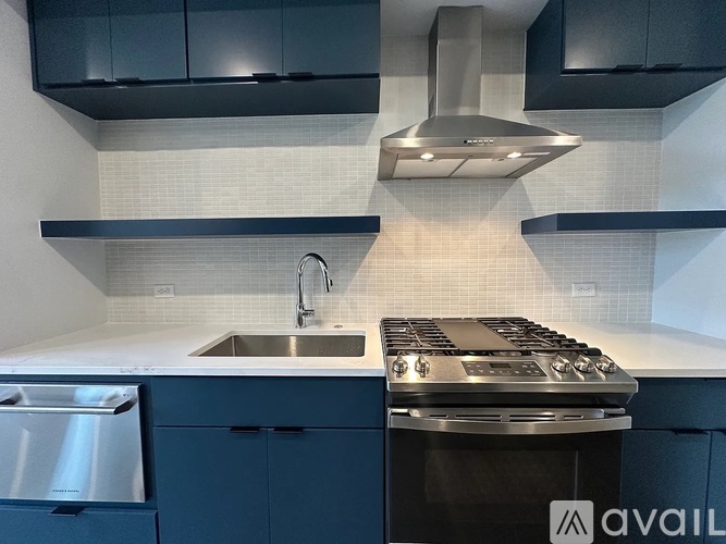 500 Merritt Avenue Studio Condo for Rent - Photo gallery 3