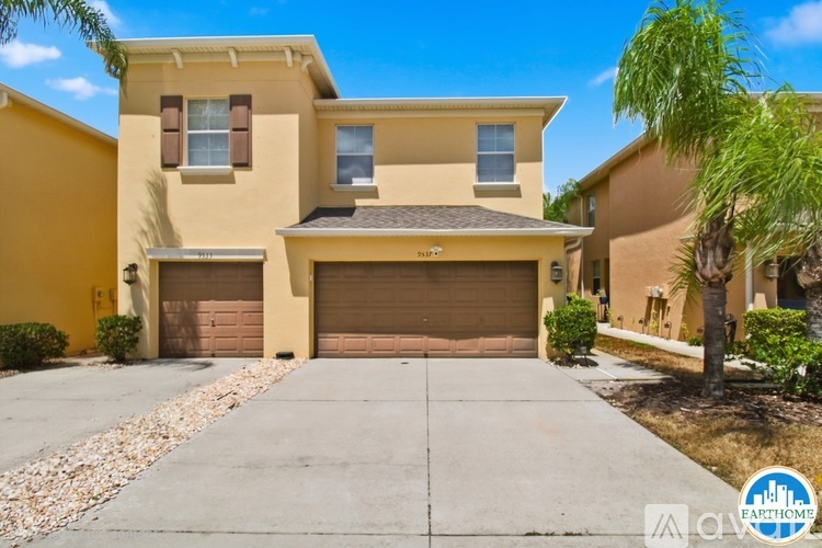 9537 Trumpet Vine Loop 3 Beds Townhouse for Rent - Photo gallery 2