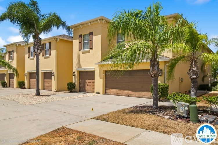9537 Trumpet Vine Loop 3 Beds Townhouse for Rent - Photo gallery 3