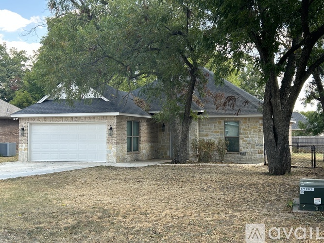 224 N Hubbard St 3 Beds Single Family Home for Rent - Photo gallery 1