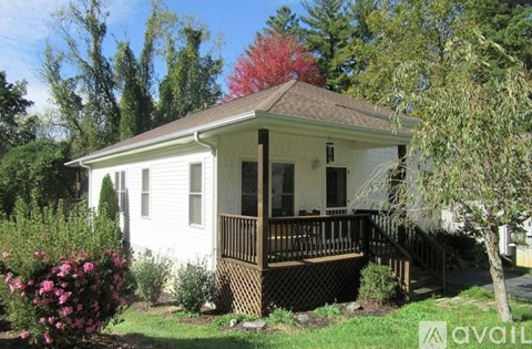 457 Toms Hill Dr 3 Beds Apartment for Rent