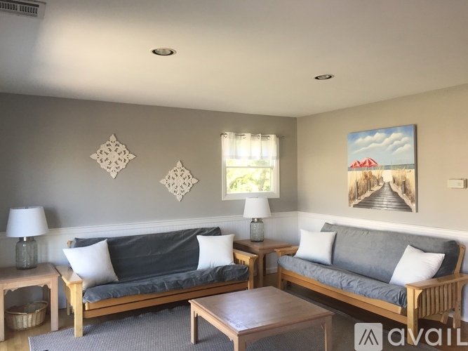 119 3rd Avenue 3 Beds Single Family Home for Rent - Photo gallery 1
