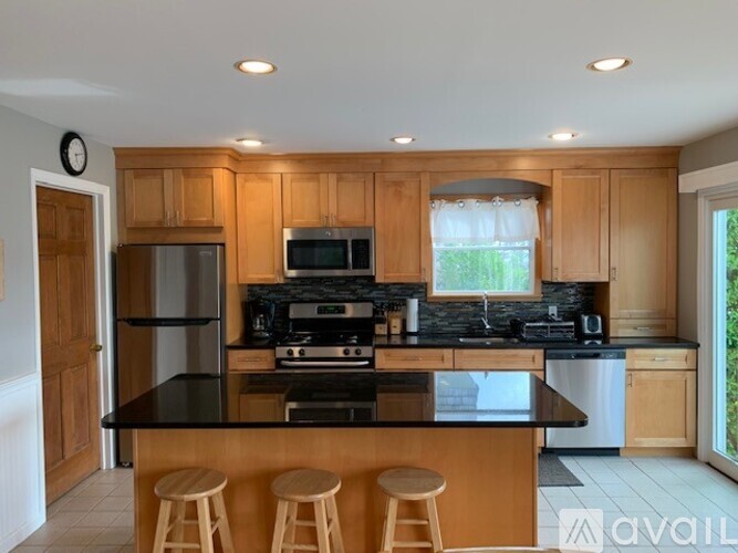 119 3rd Avenue 3 Beds Single Family Home for Rent - Photo gallery 4
