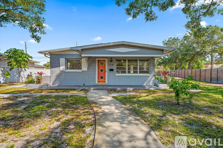 4601 1st Ave S 3 Beds Single Family Home for Rent - Photo gallery 1