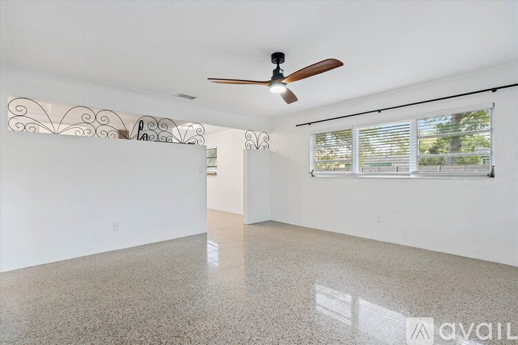 4601 1st Ave S 3 Beds Single Family Home for Rent - Photo gallery 4