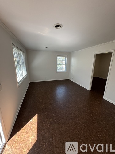 2213 White Ave 2 Beds Single Family Home for Rent - Photo gallery 3