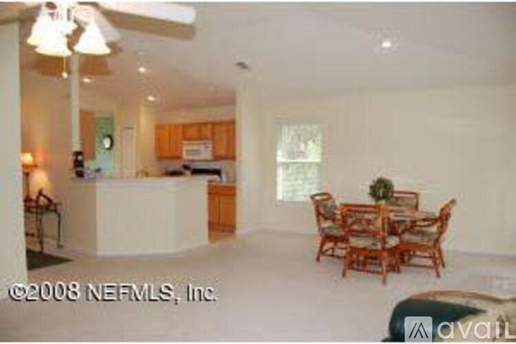 992 Buttercup Drive 3 Beds Single Family Home for Rent - Photo gallery 2