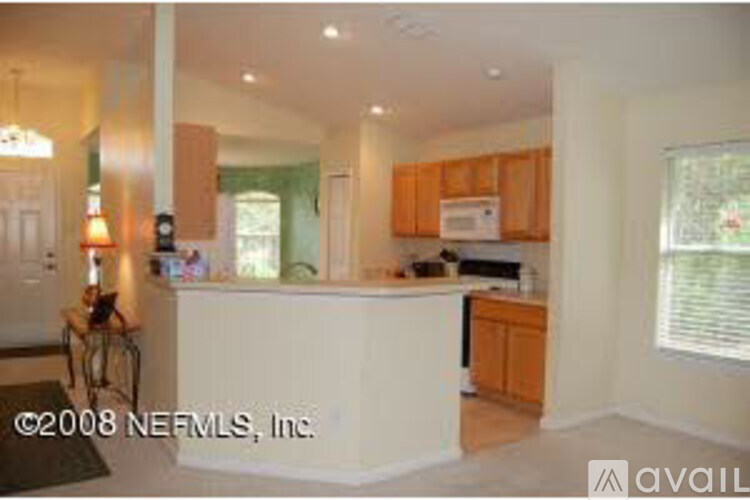 992 Buttercup Drive 3 Beds Single Family Home for Rent - Photo gallery 3
