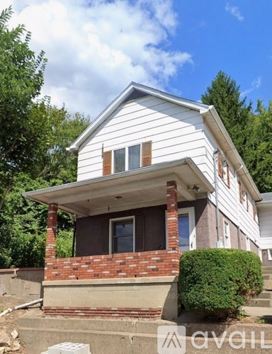 740 Clifton Street 3 Beds Single Family Home for Rent - Photo gallery 1