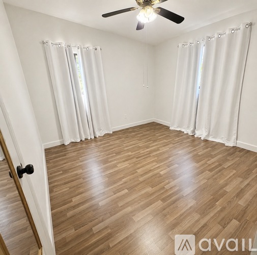 5212 South 84th Street 3 Beds Single Family Home for Rent - Photo gallery 5