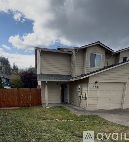 328 Tacoma Blvd S 3 Beds Apartment for Rent