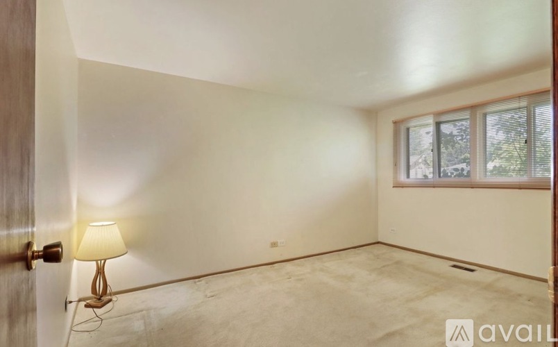 808 West Weathersfield Way 3 Beds Single Family Home for Rent - Photo gallery 5