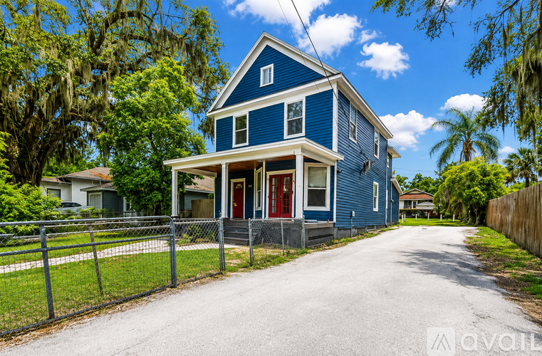 1128 North Stella Avenue Apt B 3 Beds Single Family Home for Rent - Photo gallery 3