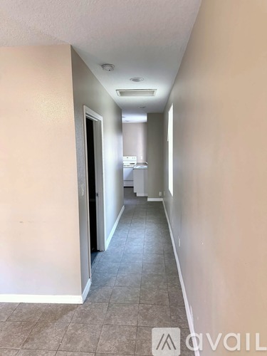 1128 North Stella Avenue Apt B 3 Beds Single Family Home for Rent - Photo gallery 4
