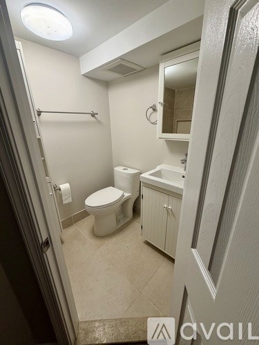 840 South Highland Street 3 Beds Apartment for Rent