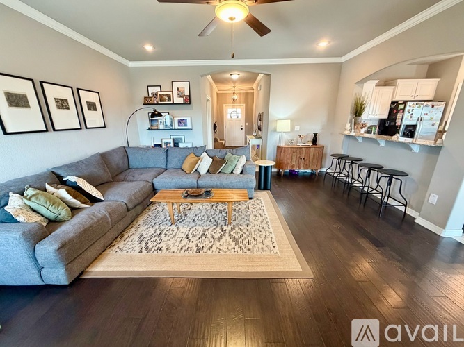 2909 West Featherock Way 3 Beds Single Family Home for Rent - Photo gallery 4