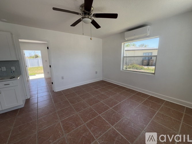 11 Lynn Way 1 Apartment for Rent - Photo gallery 3