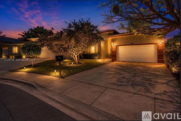 2804 Washington Dr 4 Beds Single Family Home for Rent - Photo gallery 2