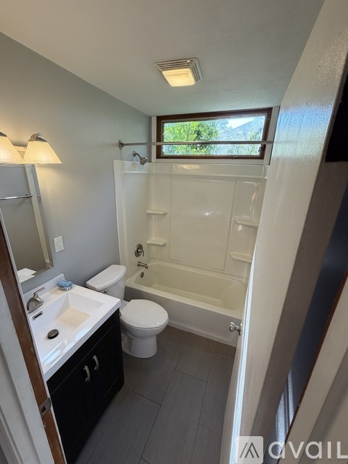 206 Timbercrest Road 3 Beds Single Family Home for Rent - Photo gallery 3