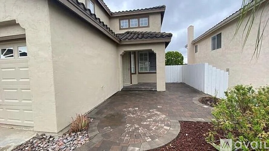 8939 Adobe Bluffs Drive 5 Beds Single Family Home for Rent - Photo gallery 3
