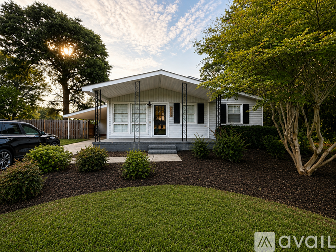 1105 Francis Marion Drive 3 Beds Single Family Home for Rent - Photo gallery 1