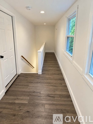 576 Franklin Street 3 Beds Apartment for Rent - Photo gallery 2