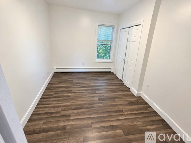 576 Franklin Street 3 Beds Apartment for Rent - Photo gallery 3