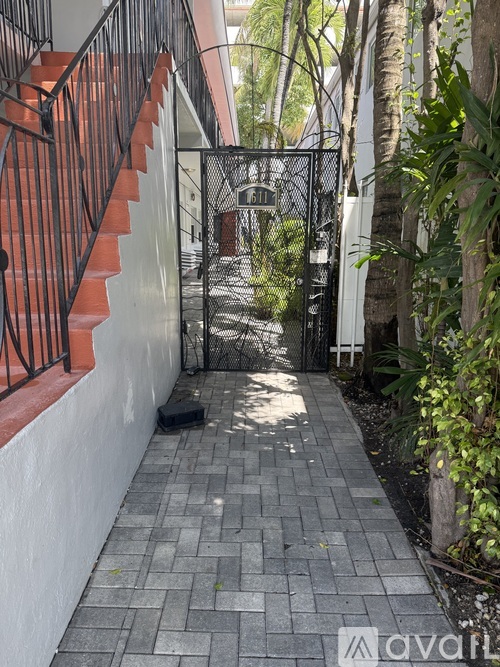1611 West Ave Studio Apartment for Rent - Photo gallery 2