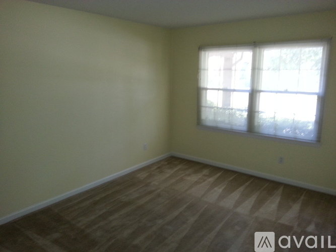 4916 Tower Rd 2 Beds Townhouse for Rent - Photo gallery 4