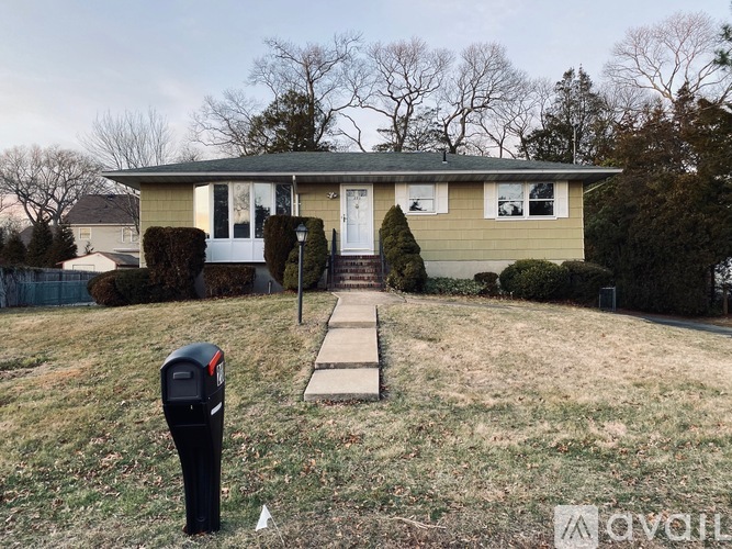 233 Bay Blvd 4 Beds Single Family Home for Rent - Photo gallery 1