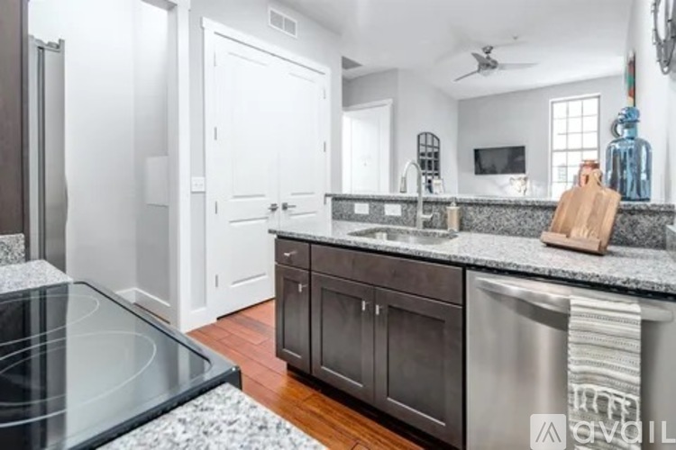1033 Keenan Court 1 Condo for Rent - Photo gallery 5