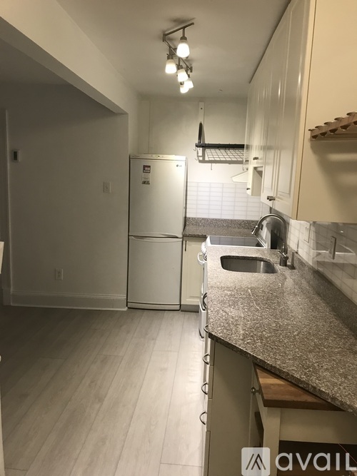 109 5th Street Southeast 1 Apartment for Rent - Photo gallery 4